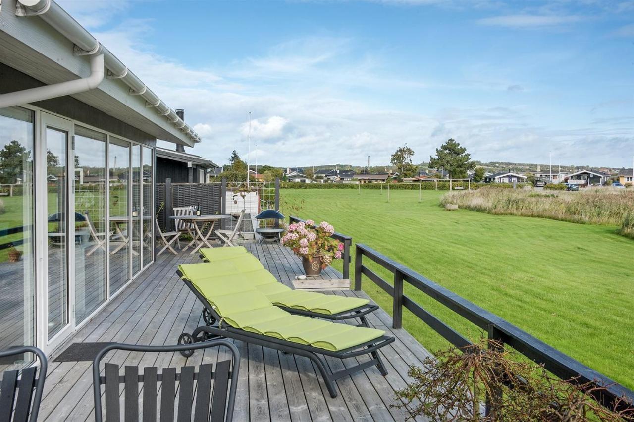 Eksklusiv Feriebolig Med Panoramaudsigt Vila Munkebo Exterior foto