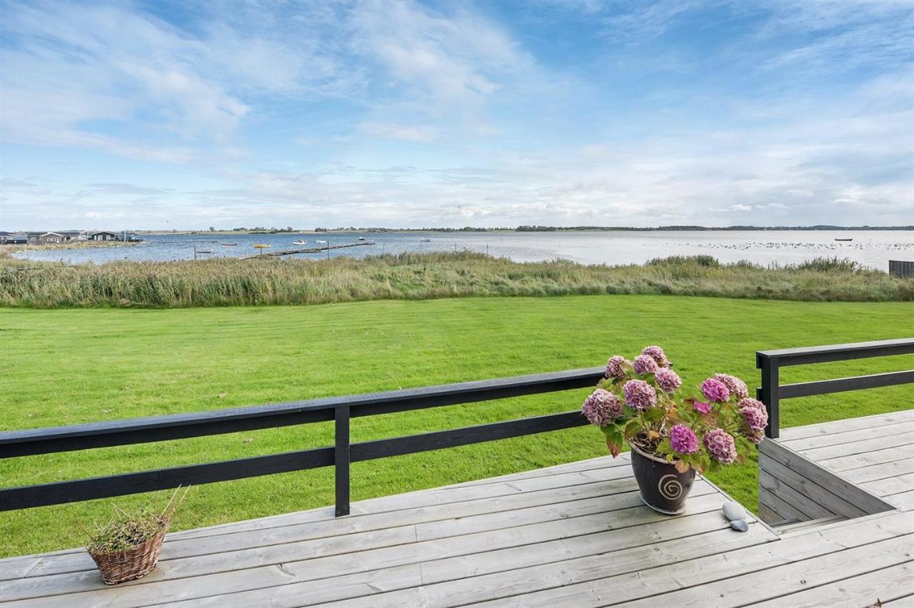 Eksklusiv Feriebolig Med Panoramaudsigt Vila Munkebo Exterior foto