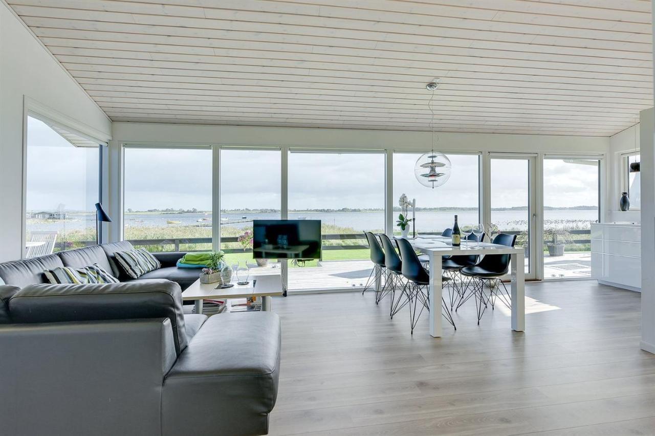 Eksklusiv Feriebolig Med Panoramaudsigt Vila Munkebo Exterior foto